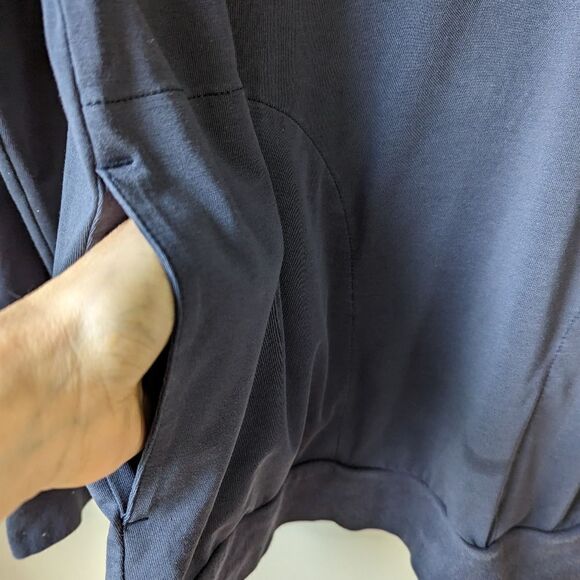 Travis Mathew Men's Zachary quarter zip Sz M In Blue Gray EUC - Picture 4 of 14